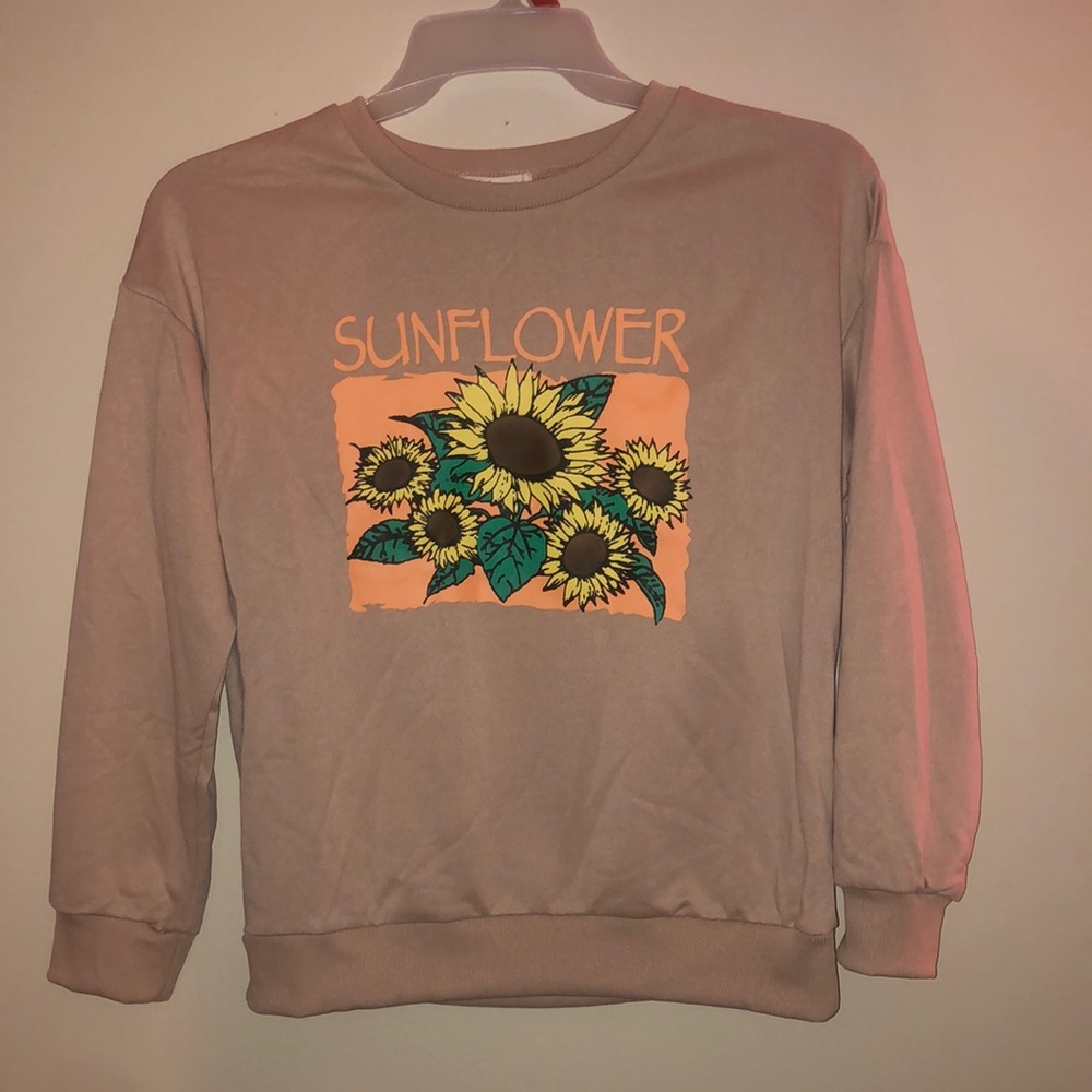 Beige crewneck